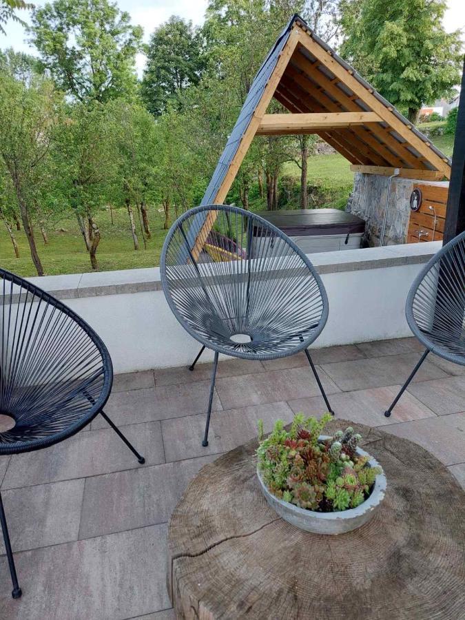 Apartman Hana Apartment Dreznik Grad Luaran gambar