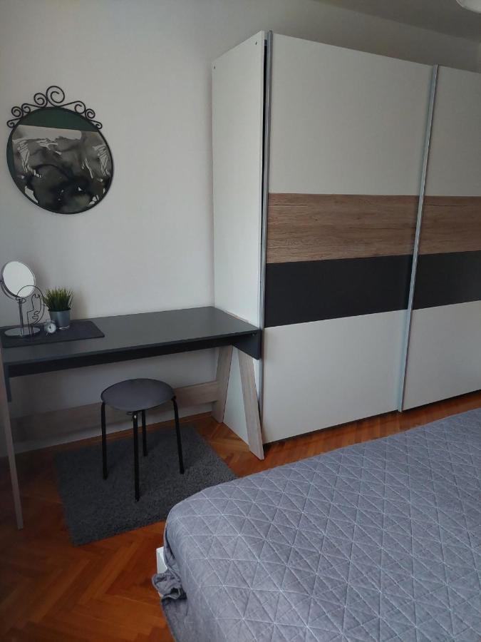 Apartman Hana Apartment Dreznik Grad Luaran gambar